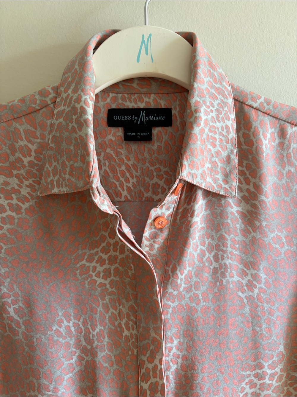 Guess by Marciano size S peach and grey blouse - Picture 7 of 14